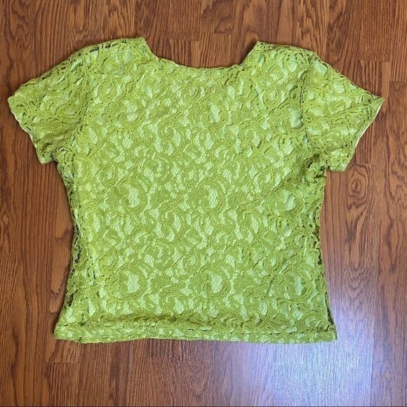 Lovers + Friends Light Lime Green Lace Top Large - Picture 2 of 4